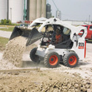 Tractor, Bobcat Skid Steer loader S510